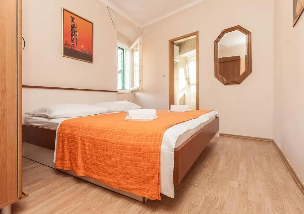 Central Square Apartment Split