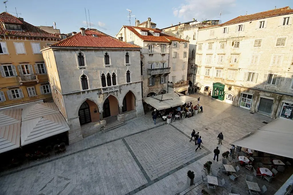 Central Square Apartment Split Хорватия